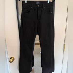 Citizens of Humanity Isola Mid Rise Cropped Boot
In Plush Black